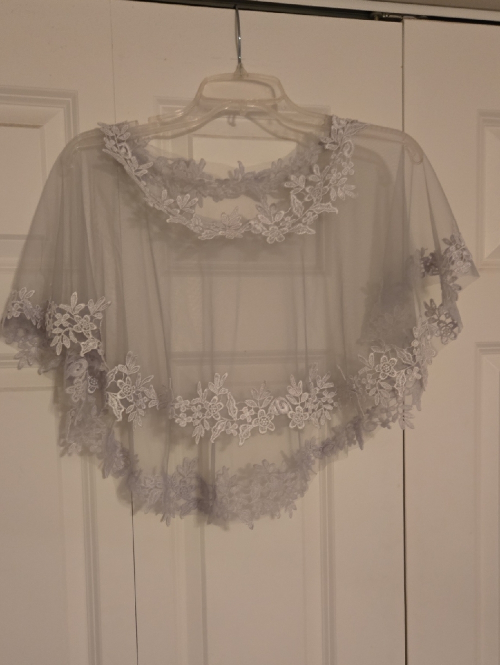 Sheer Floral Lace Capelet - Light Gray